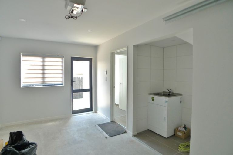 Photo of property in 28 Rakich Place, Henderson, Auckland, 0612