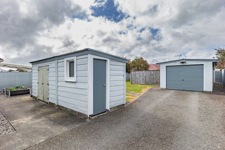 Photo of property in 4 Rugby Street, Levin, 5510