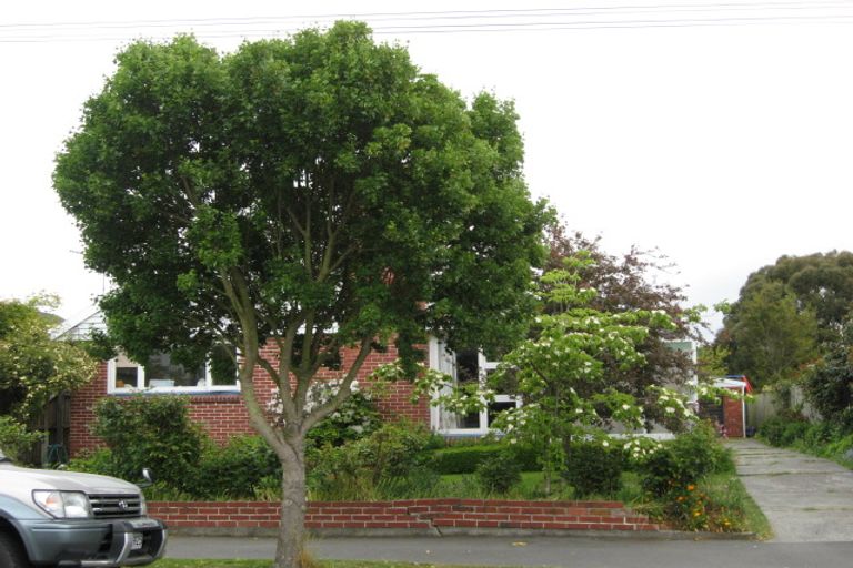 Photo of property in 30 Springbank Street, Bryndwr, Christchurch, 8053