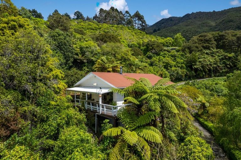 Photo of property in 51 Tirimoana Terrace, Anakiwa, Picton, 7281