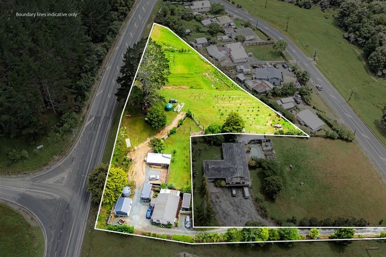 Photo of property in 125a King Street, Hikurangi, 0114