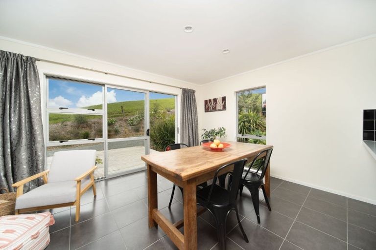 Photo of property in 571 Shoemaker Road, Waipu, 0582