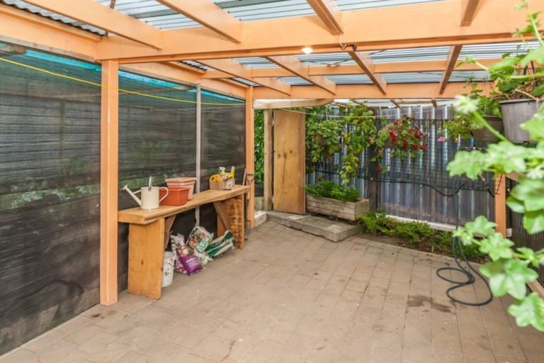 Photo of property in 12 Barling Street, Himatangi Beach, Foxton, 4891