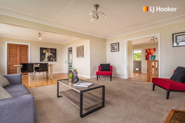 Photo of property in 2a Church Hill Road, Green Island, Dunedin, 9018