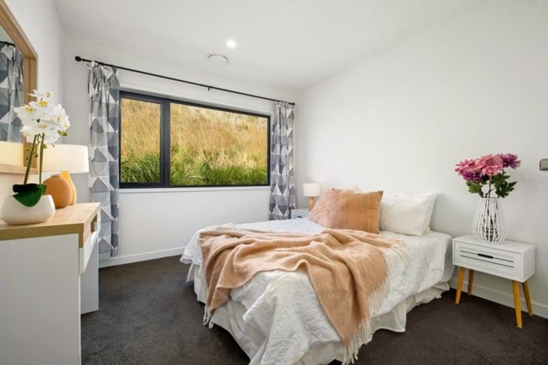Photo of property in 72 Risinghurst Terrace, Lower Shotover, Queenstown, 9304