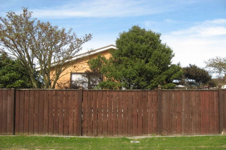 Photo of property in 7 Weymouth Grove, Wainuiomata, Lower Hutt, 5014