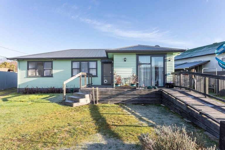Photo of property in 6 Otanga Street, Dannevirke, 4930