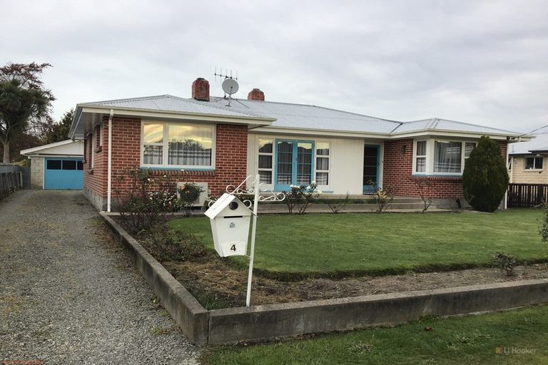 Photo of property in 4 Carlisle Street, Waimate, 7924