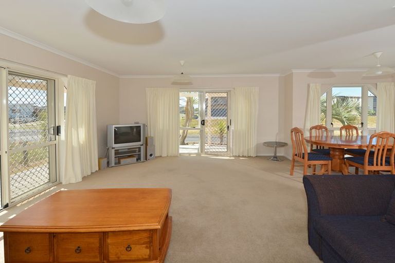 Photo of property in 159 Bream Bay Drive, Ruakaka, 0116