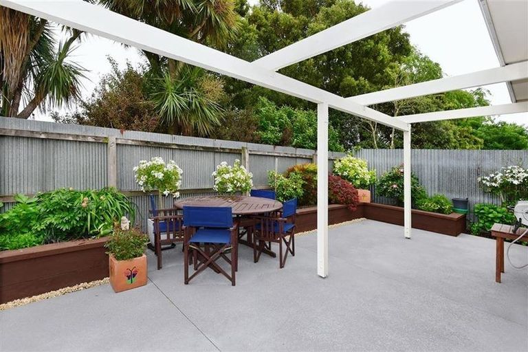 Photo of property in 2 Cunningham Place, Halswell, Christchurch, 8025