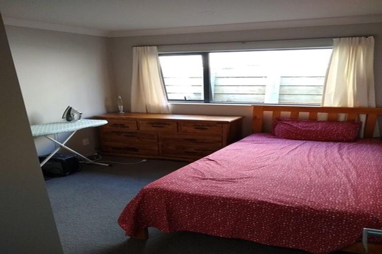Photo of property in 12 Moonsail Drive, Whitby, Porirua, 5024