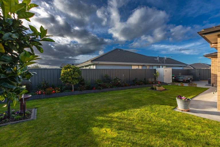 Photo of property in 3 Kapiti Drive, Poraiti, Napier, 4112