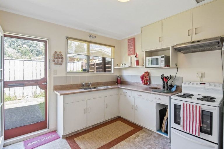 Photo of property in 29a Sylvan Avenue, Waikanae, 5036