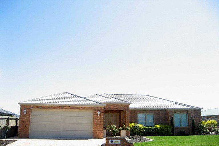 Photo of property in 29 Riverwood Boulevard, Redwood, Christchurch, 8051