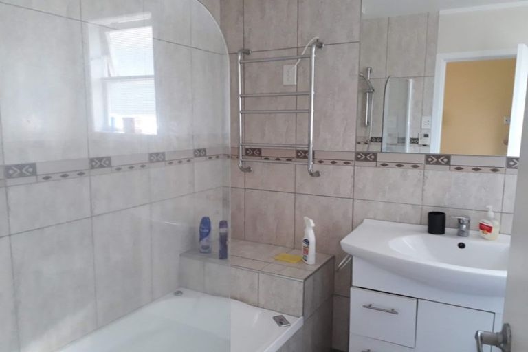 Photo of property in 1/37 Nile Road, Milford, Auckland, 0620