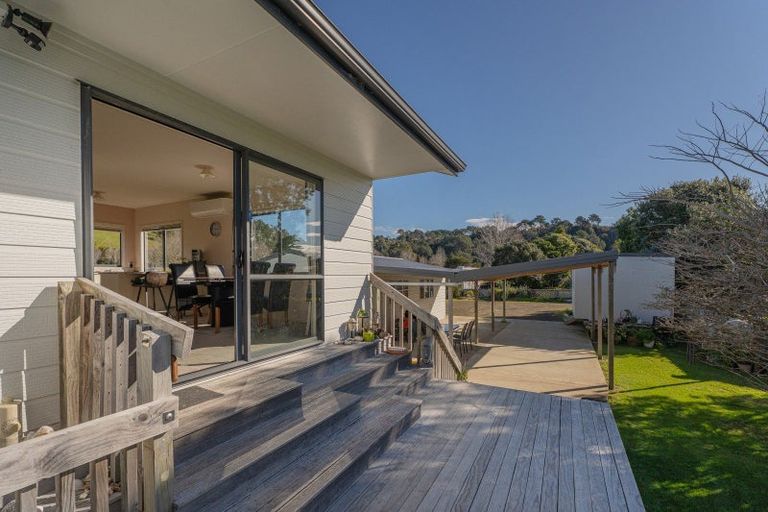 Photo of property in 30 Captain Cook Road, Cooks Beach, Whitianga, 3591