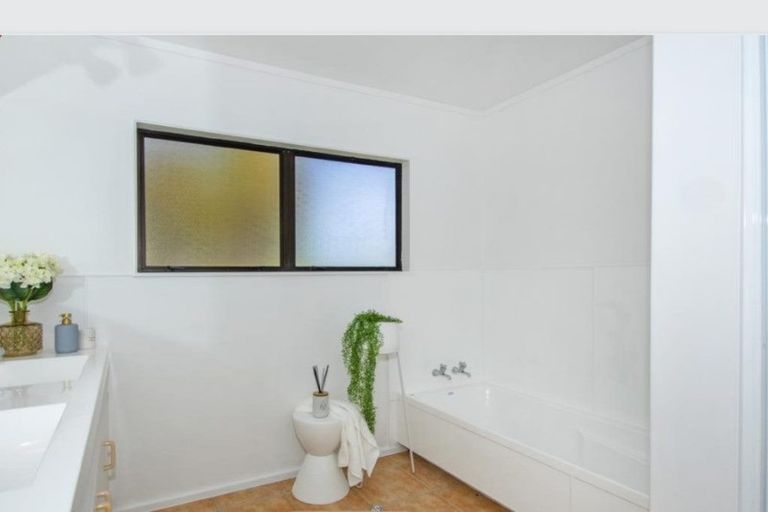 Photo of property in 53 George Point Road, Onerahi, Whangarei, 0110