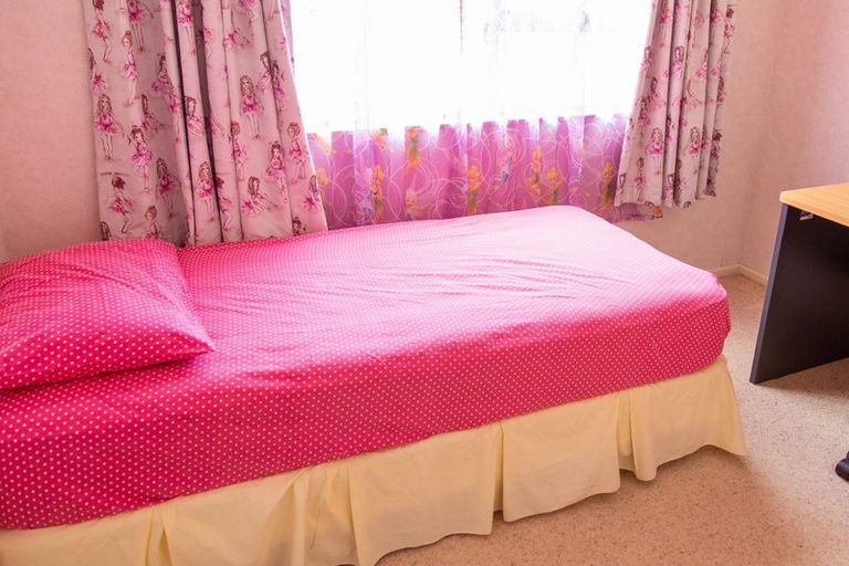 Photo of property in 4/13 Chilman Street, Strandon, New Plymouth, 4312