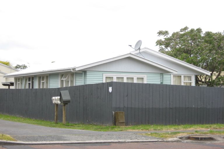 Photo of property in 48b Tironui Road, Takanini, 2112