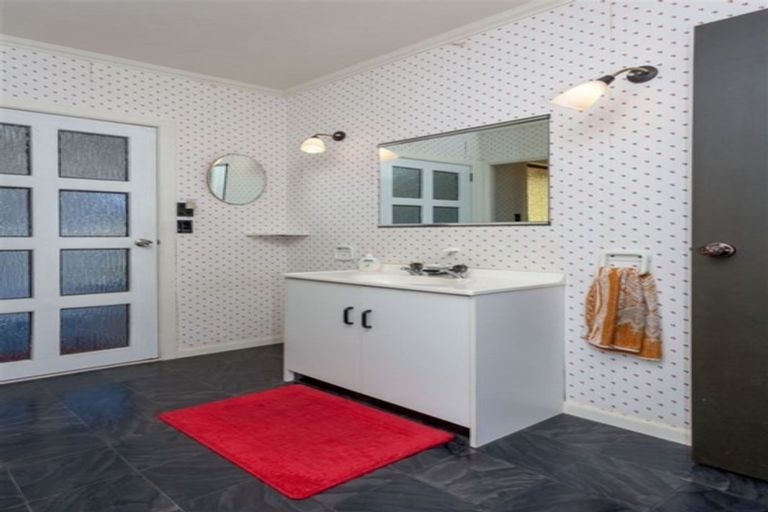 Photo of property in 1 Sheppard Avenue, Pauanui, Hikuai, 3579