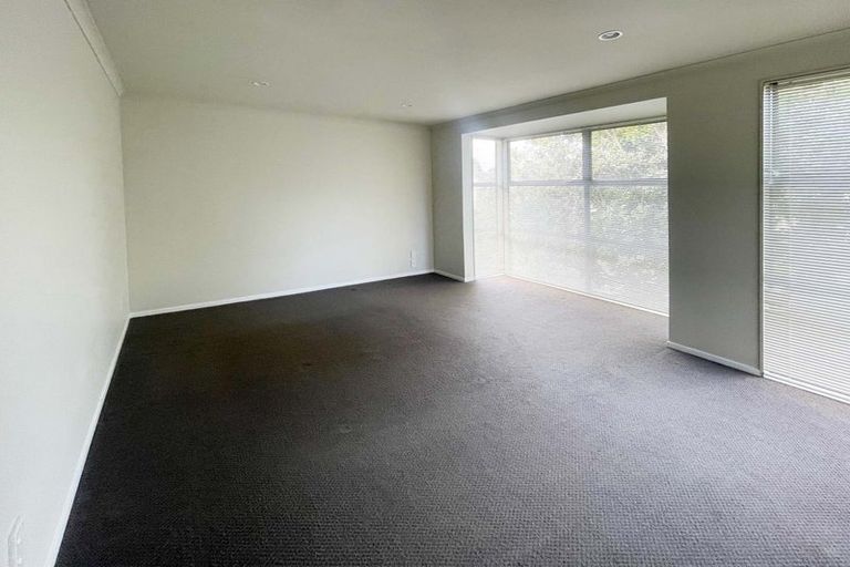 Photo of property in 25 Figaro Crescent, Takanini, 2112