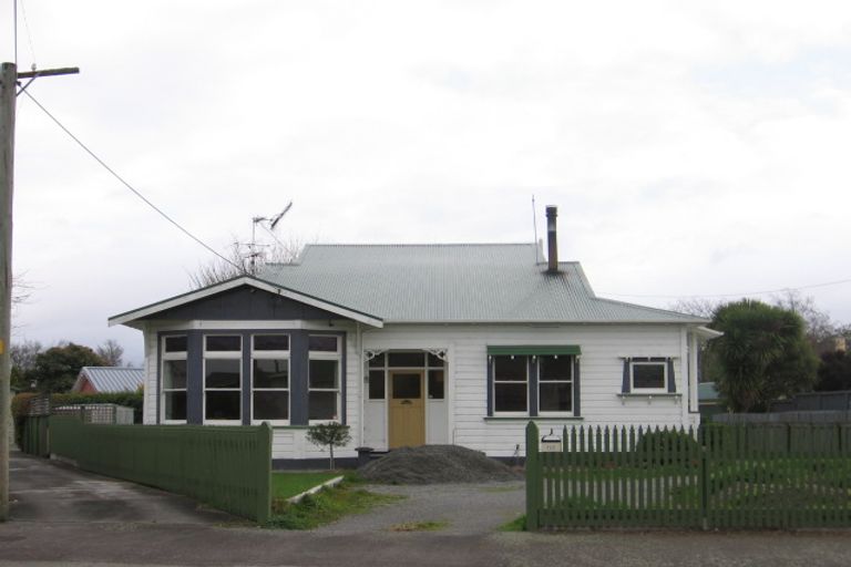 Photo of property in 122 Pownall Street, Masterton, 5810