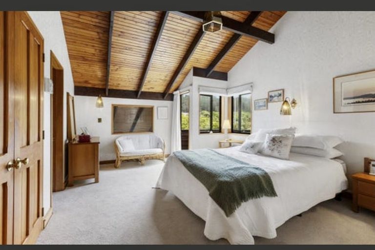 Photo of property in 426a Karori Road, Karori, Wellington, 6012