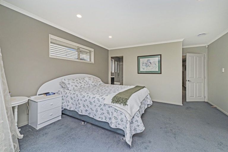 Photo of property in 18 Globe Bay Drive, Templeton, Christchurch, 8042