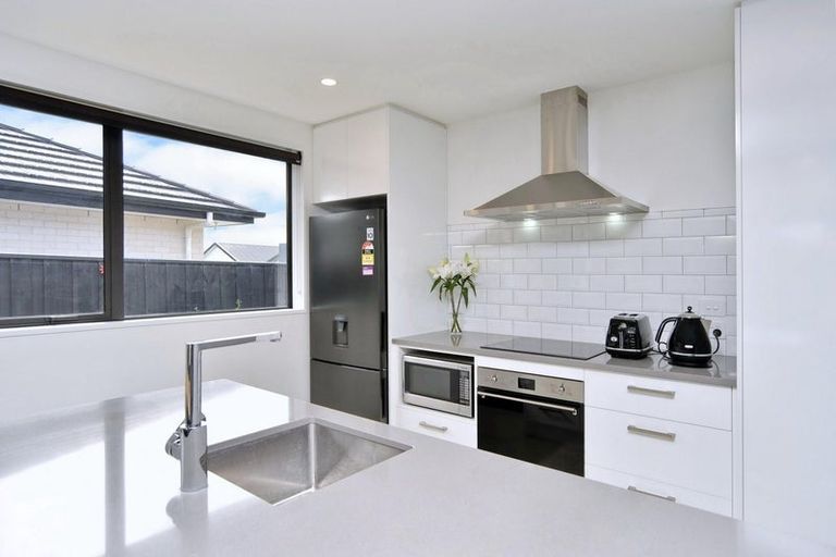 Photo of property in 8 Jasmine Street, Woodend, 7610