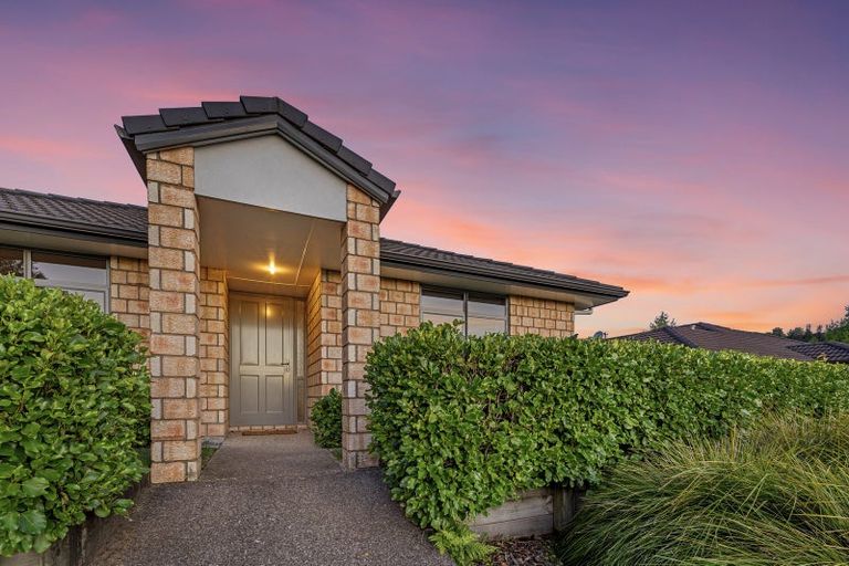 Photo of property in 6 Barometer Way, Pyes Pa, Tauranga, 3112