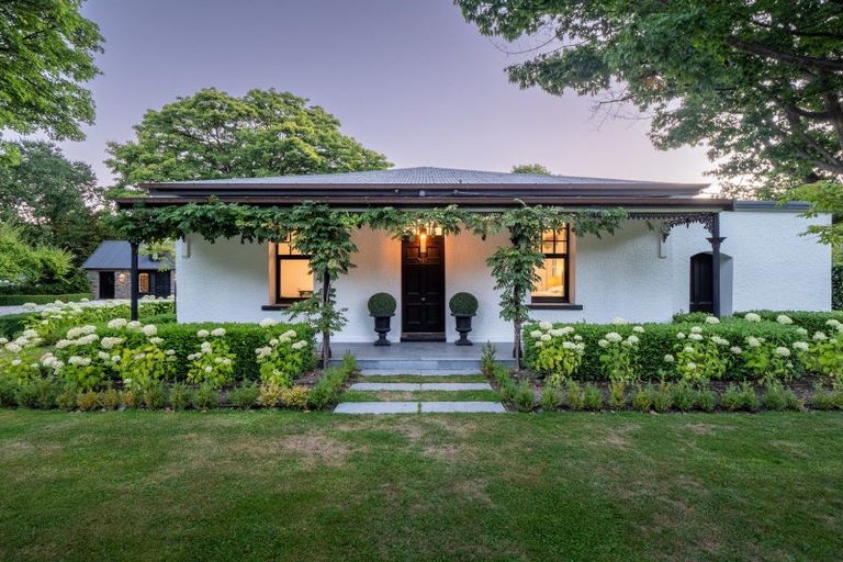 Photo of property in 70 Buckingham Street, Arrowtown, 9302