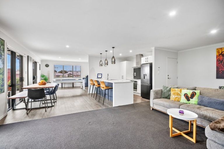 Photo of property in 25 Lake Drive, Tikipunga, Whangarei, 0112