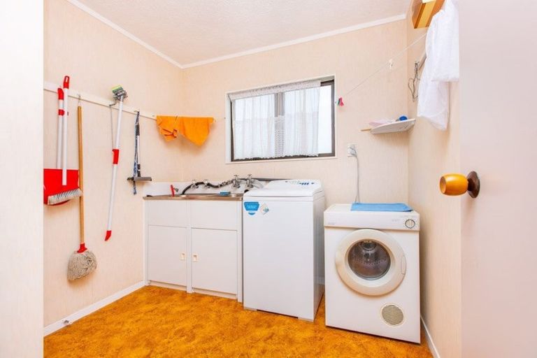 Photo of property in 1 Puriri Street, Raglan, 3225