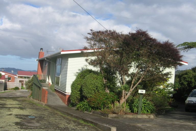Photo of property in 14 Taku Matenga Grove, Korokoro, Lower Hutt, 5012