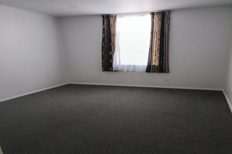 Photo of property in 63 The Parade, Island Bay, Wellington, 6023