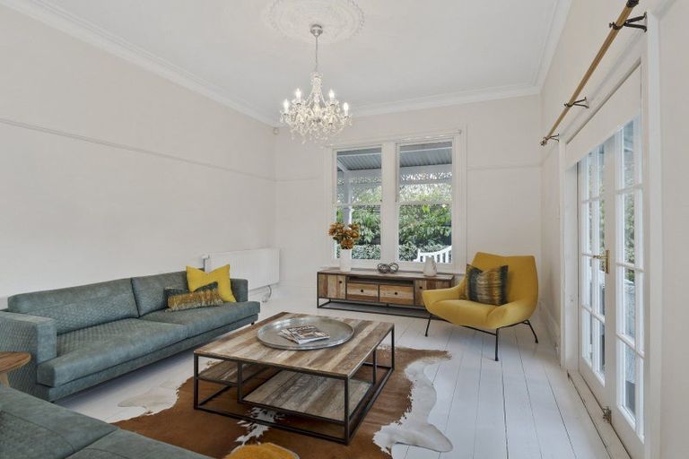 Photo of property in 2/6 Office Road, Merivale, Christchurch, 8014