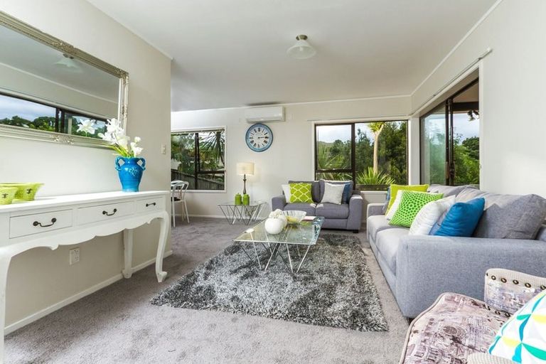 Photo of property in 2/21 Waiau Street, Torbay, Auckland, 0630