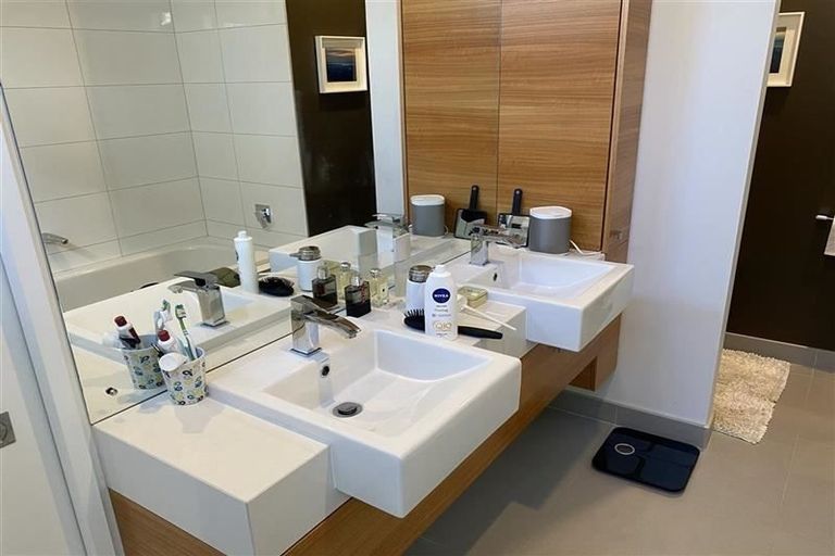 Photo of property in 5/2a Dorset Street, Christchurch Central, Christchurch, 8013