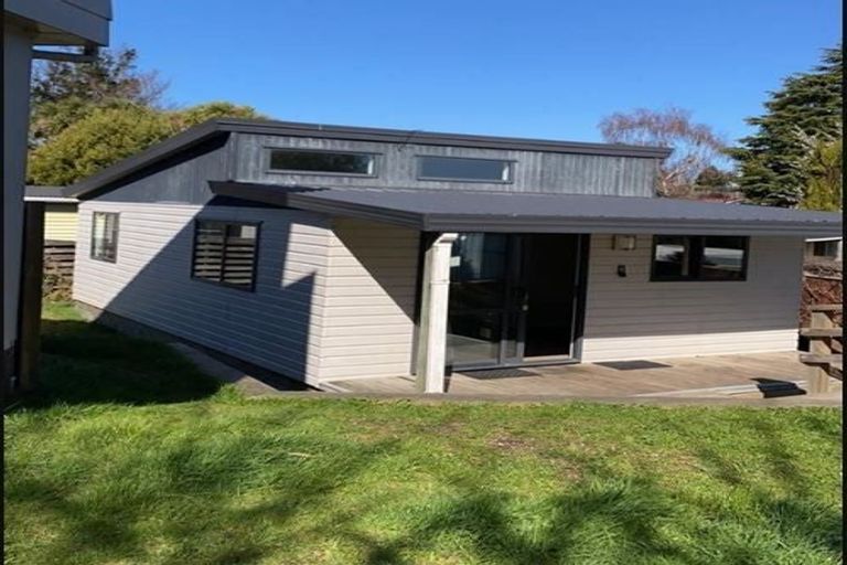 Photo of property in 127 Taupo View Road, Taupo, 3330