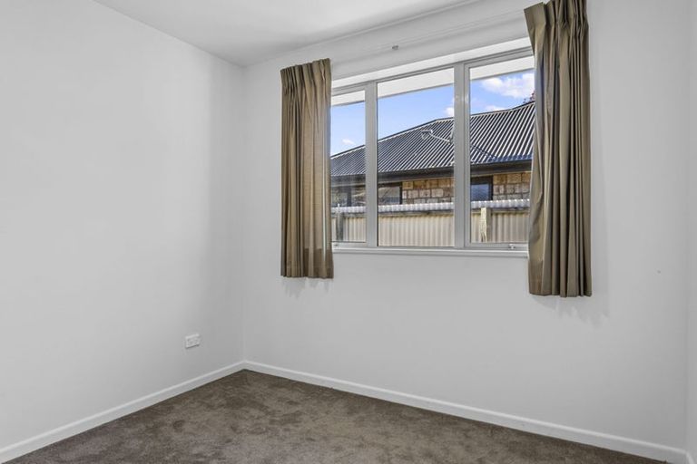 Photo of property in 65 Cleveland Street, Edgeware, Christchurch, 8013