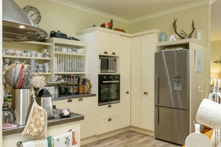 Photo of property in 11 Glen Mohr, Acacia Bay, Taupo, 3385