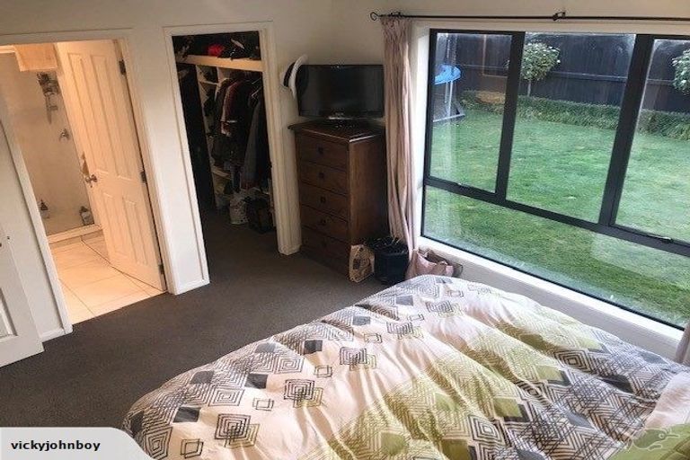 Photo of property in 34 Limes Avenue, Parklands, Christchurch, 8083