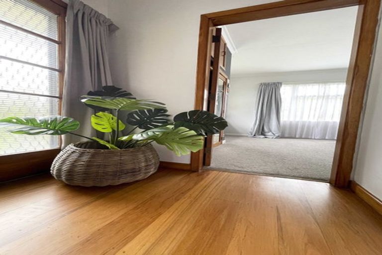 Photo of property in 25 Rewa Street, Takaro, Palmerston North, 4412