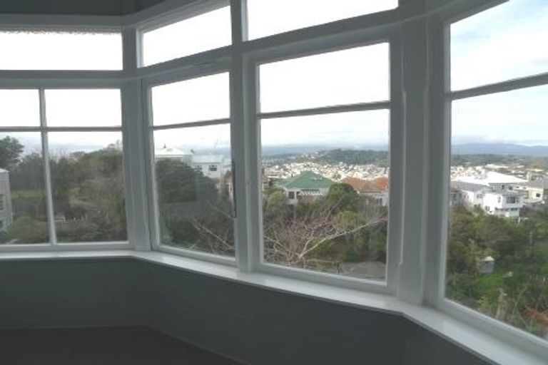 Photo of property in 55 Central Terrace, Kelburn, Wellington, 6012
