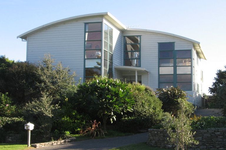 Photo of property in 89 Tutere Street, Waikanae Beach, Waikanae, 5036