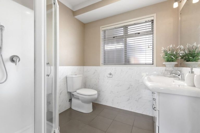 Photo of property in 18 Garvan Glen, Pyes Pa, Tauranga, 3112