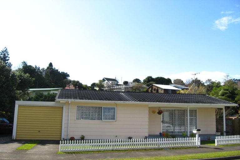 Photo of property in 6 Waterloo Place, Westown, New Plymouth, 4310