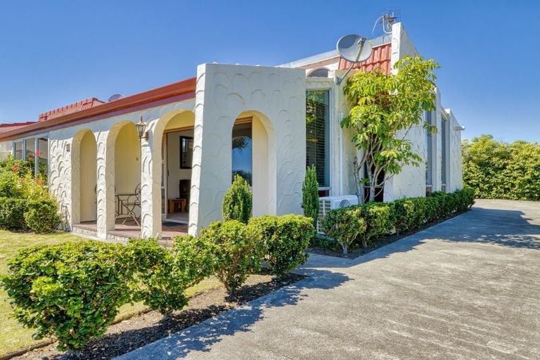 Photo of property in 26 Charles Street, Westshore, Napier, 4110