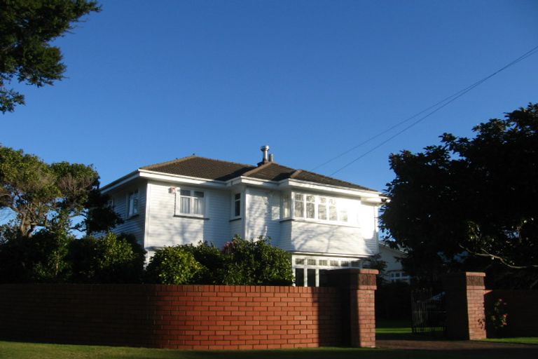 Photo of property in 4 Puriri Street, Woburn, Lower Hutt, 5010