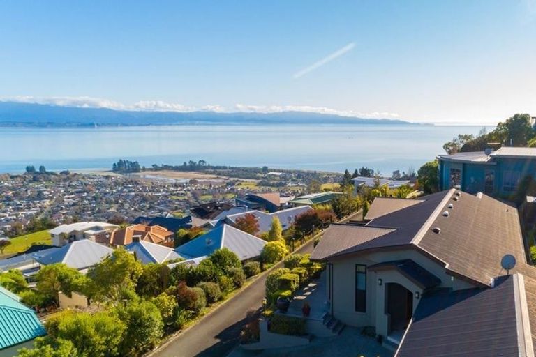 Photo of property in 6 Dunair Way, Britannia Heights, Nelson, 7010